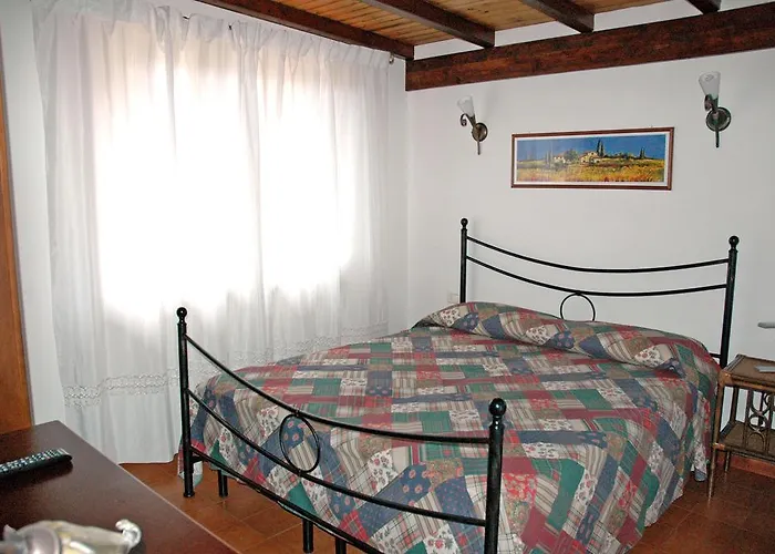 Le Maree Lorena 阿祖罗港